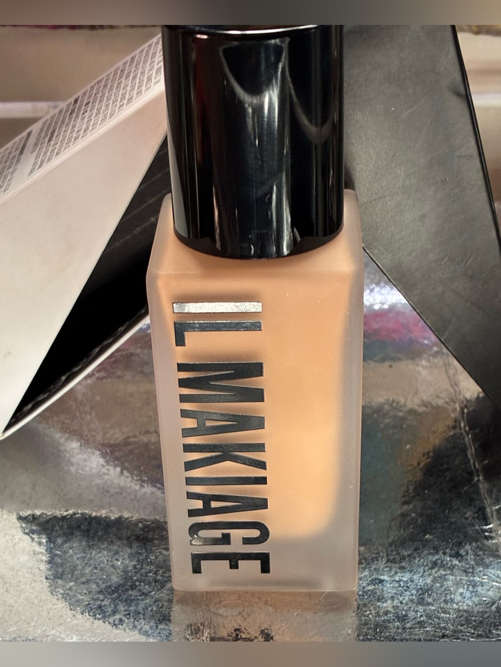 Il Makiage Liquid Foundation - Warm Beige NIB